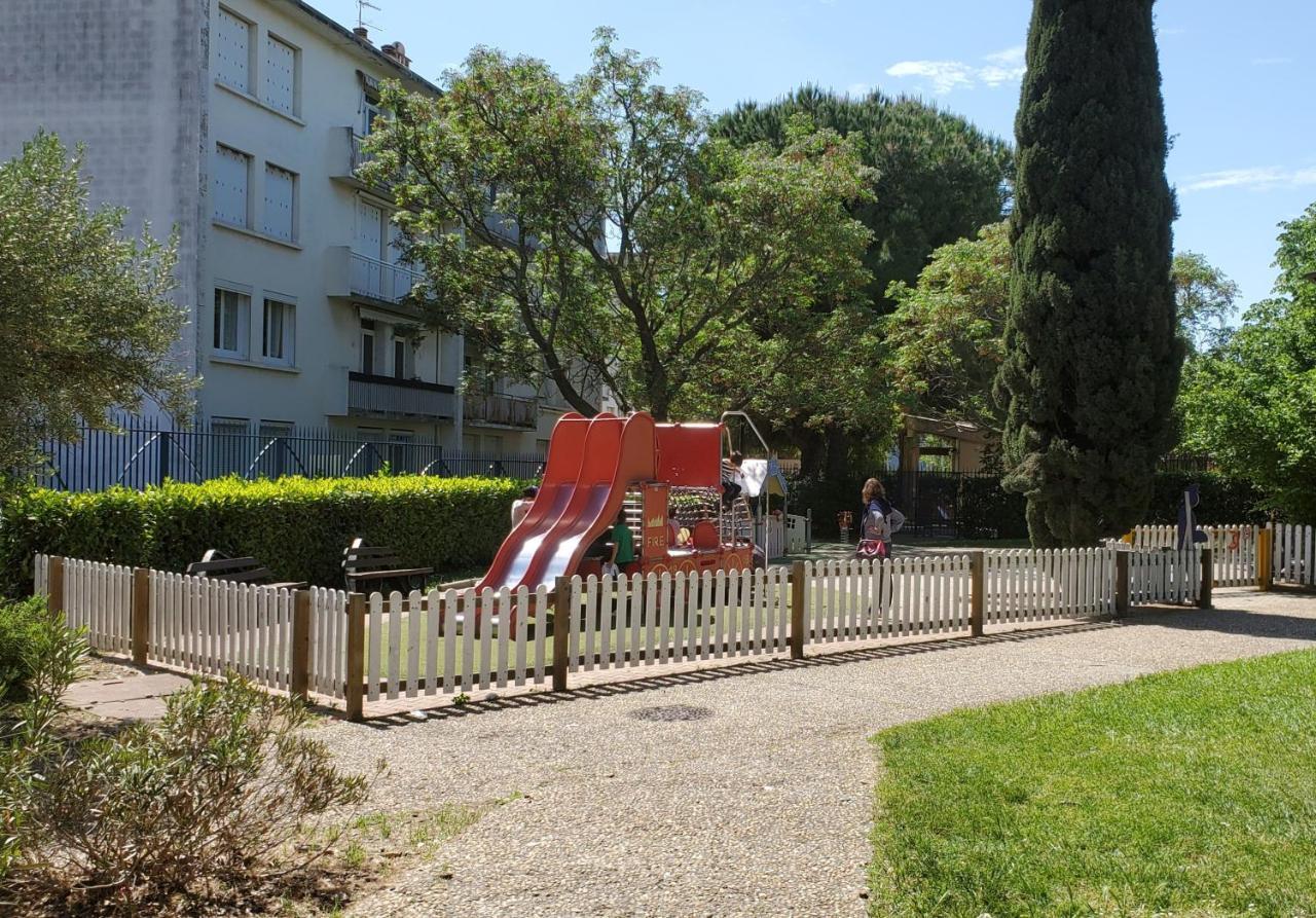 Le Patio, Climatisation Terrasse Wi-Fi Netflix 15 Mn Coeur De Ville Безье Экстерьер фото